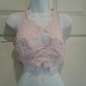 NWT pale pink bra size  Medium